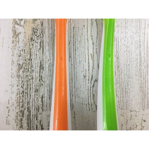 Munchkin Lot of 2 Baby Infant Spoons Plastic Flat - Picture 7 of 10